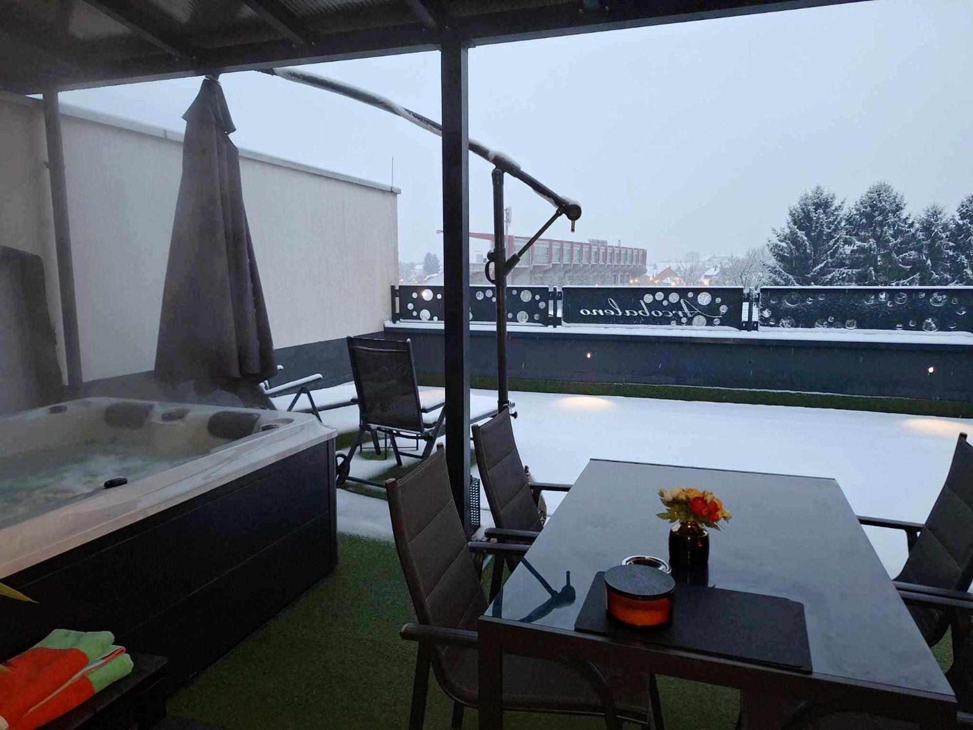 Arcobaleno Apartments & Rooms Varazdin Exterior photo